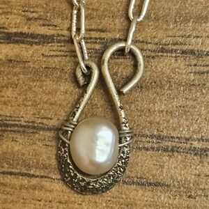 Elegant Lavender Pearl Pendant Necklace